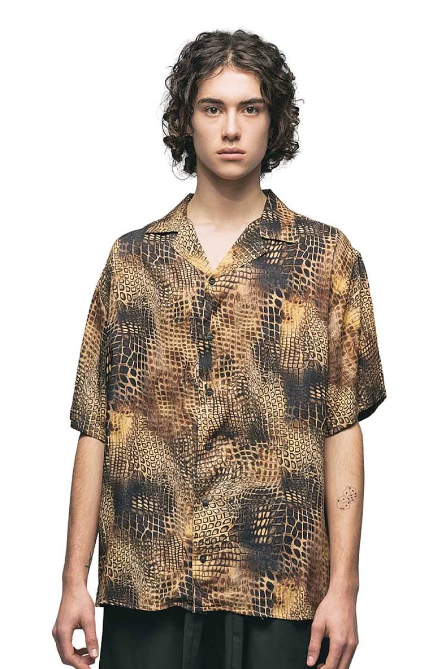 Gaelle Men's Black Coconut Button-Down Shirt GBU01051