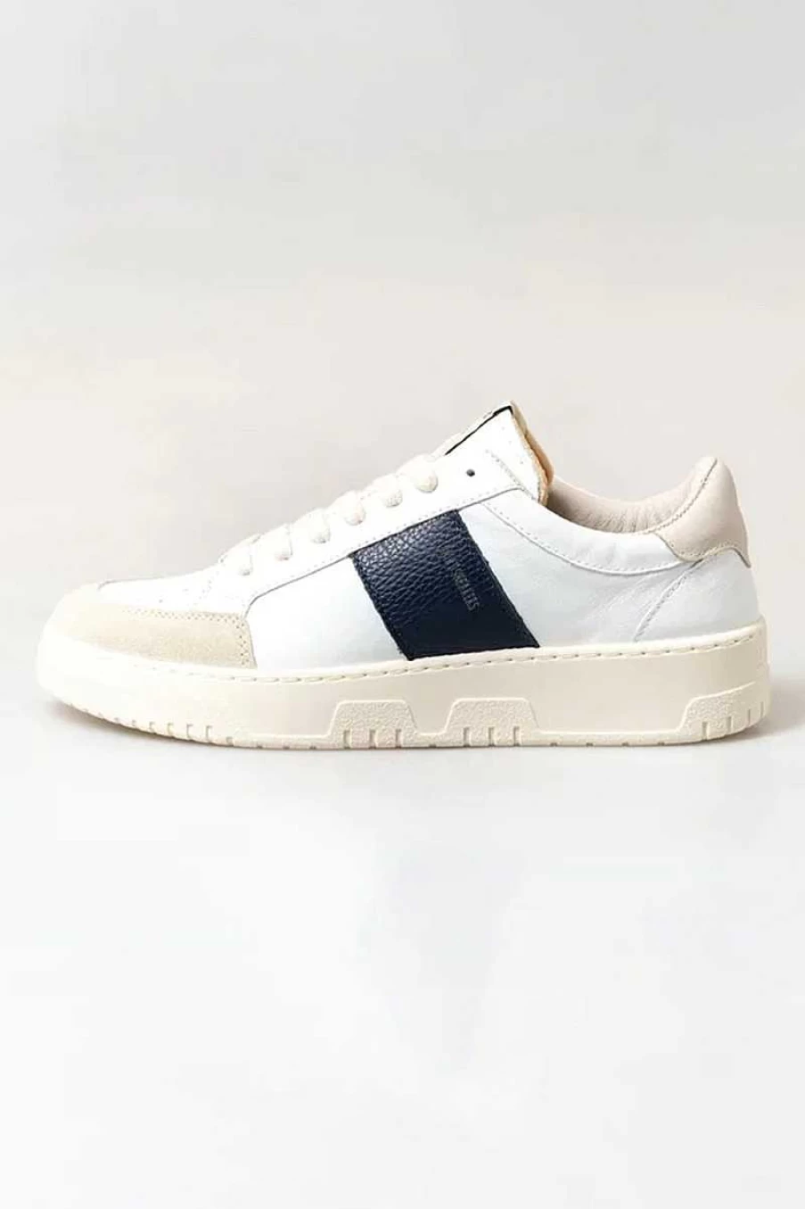 Saint Sneakers Women's Biancoelba Fashion Sneakers 2023/24 - Stylish & Comfortable Footwear