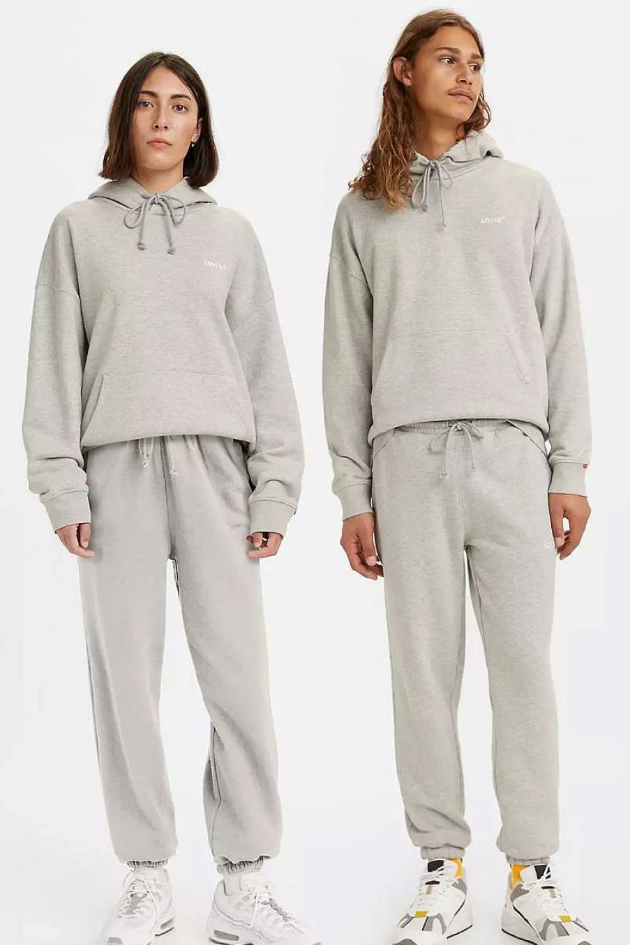Levi's Men's Red Tab Sweatpants SS22 A0767 in Gray
