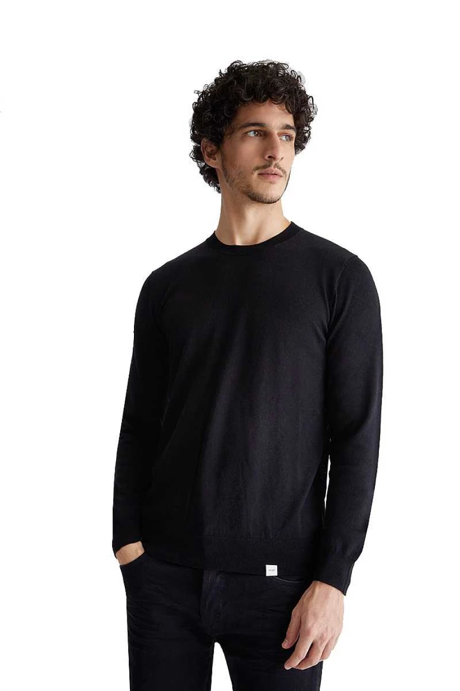Liu Jo Men's Black Base Shirt M000P202 - Classic Fit Essential Top
