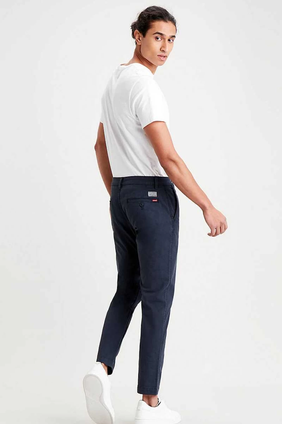Levi's Men's Chino Pants 17196-0016 in Baltic Navy - Classic Fit for Stylish Men