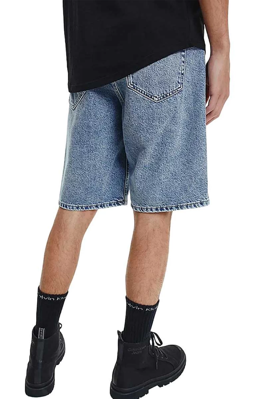 Calvin Klein Men's Medium Denim Shorts - Classic Fit Stretch J30J320529 1A4